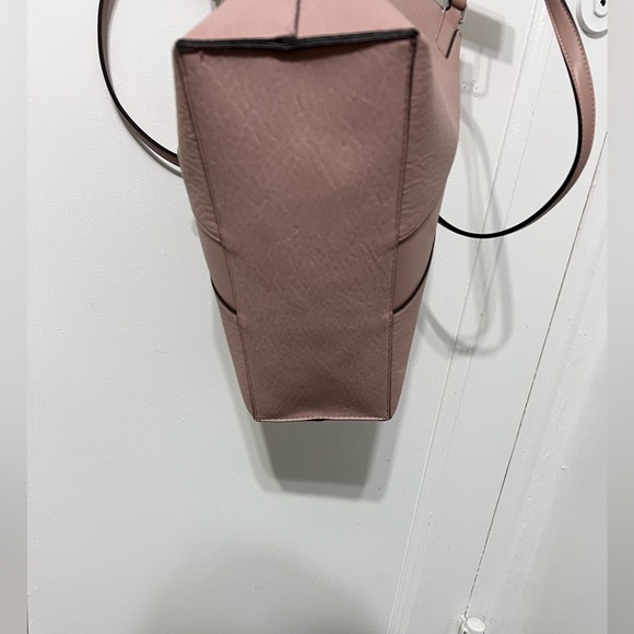 CALVIN KLEIN NEW BAG Size: 16x11x5 - Picture 9 of 11